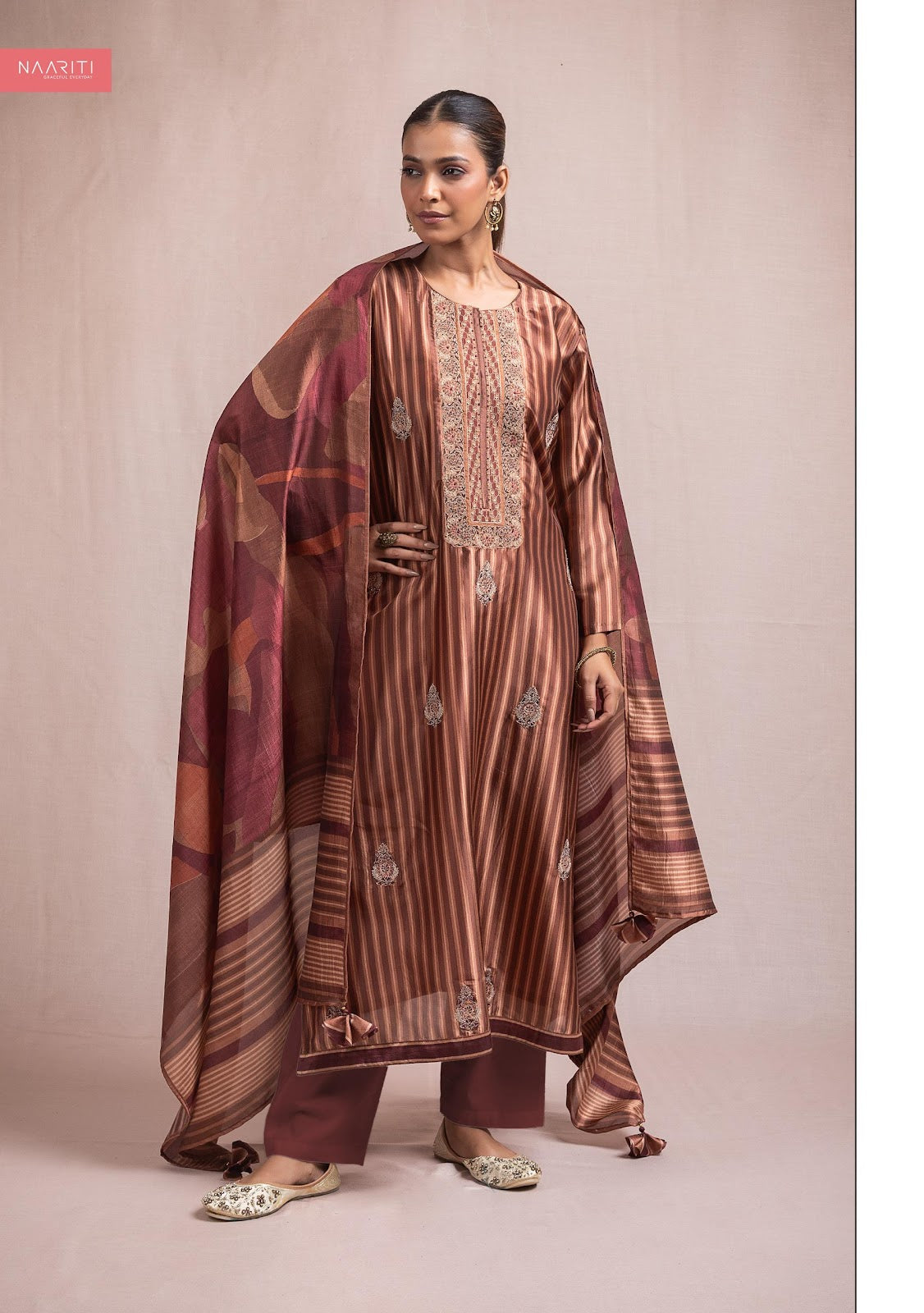 Zirsheel Naariti Velvet Suits Manufacturer