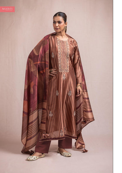 Zirsheel Naariti Velvet Suits Manufacturer