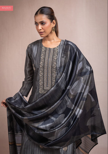 Zirsheel Naariti Velvet Suits Manufacturer
