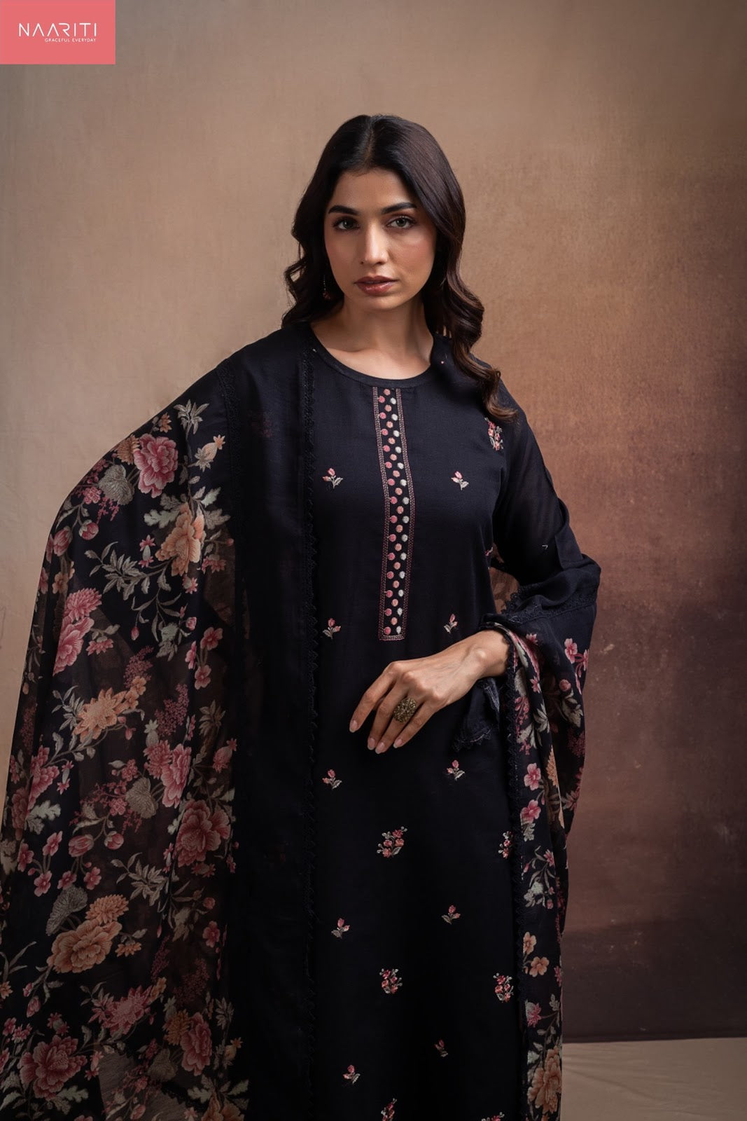 Kitor Naariti Cotton Linen Pant Style Suits Manufacturer Gujarat