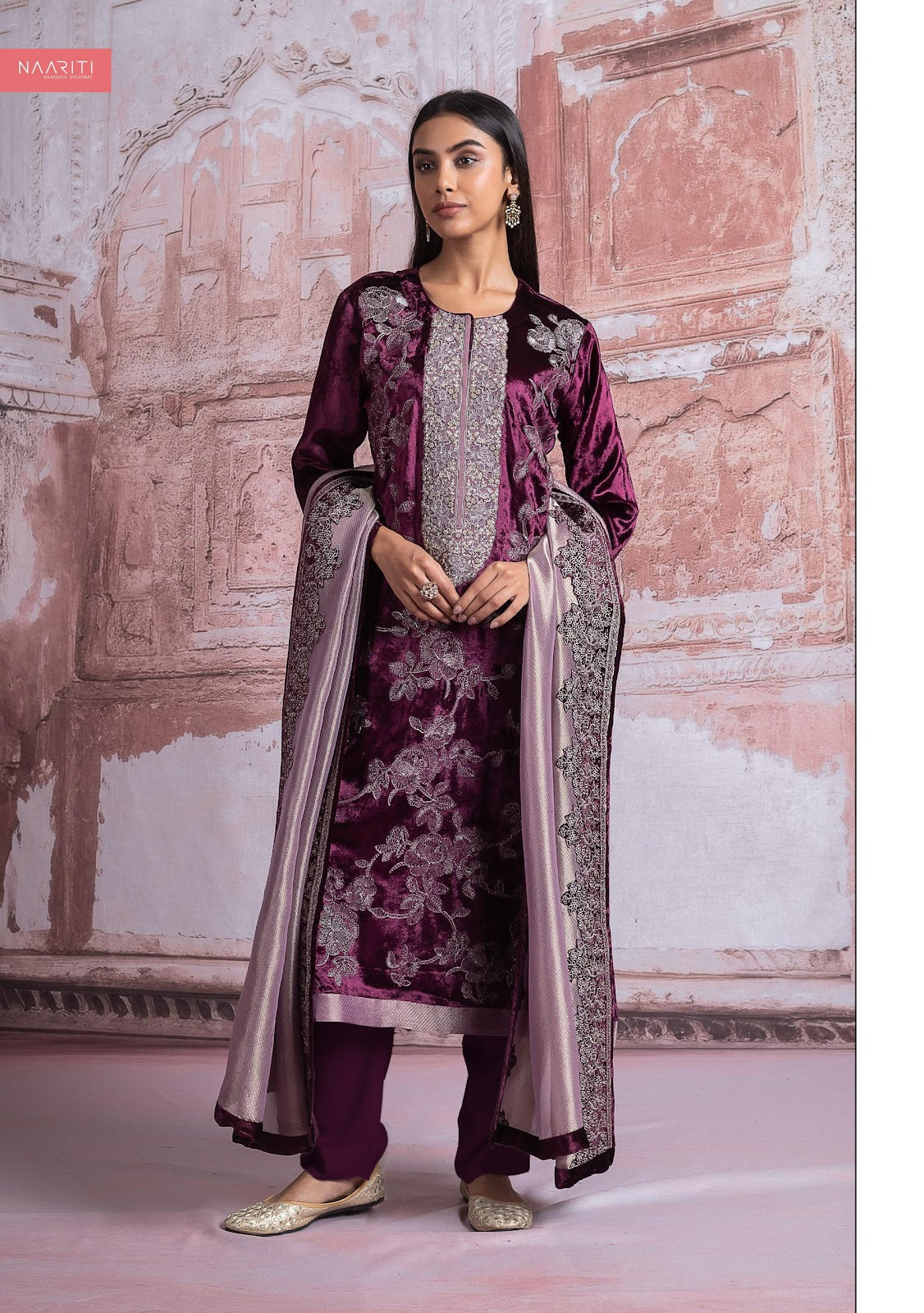 Koshir Naariti Velvet Suits Manufacturer Ahmedabad