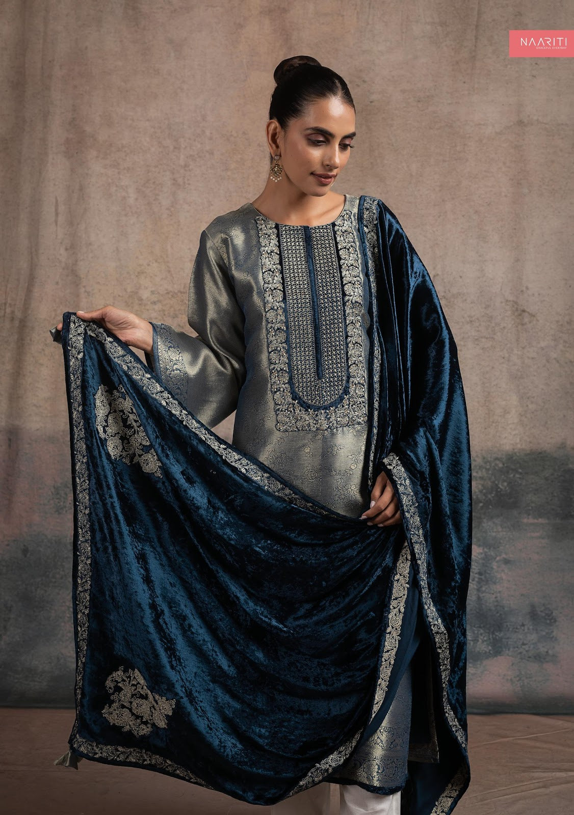 Kosi Naariti Velvet Suits Wholesaler Gujarat