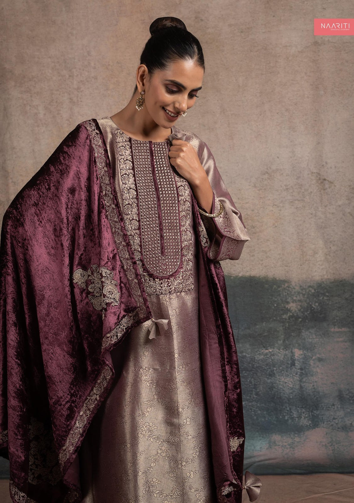 Kosi Naariti Velvet Suits Wholesaler Gujarat