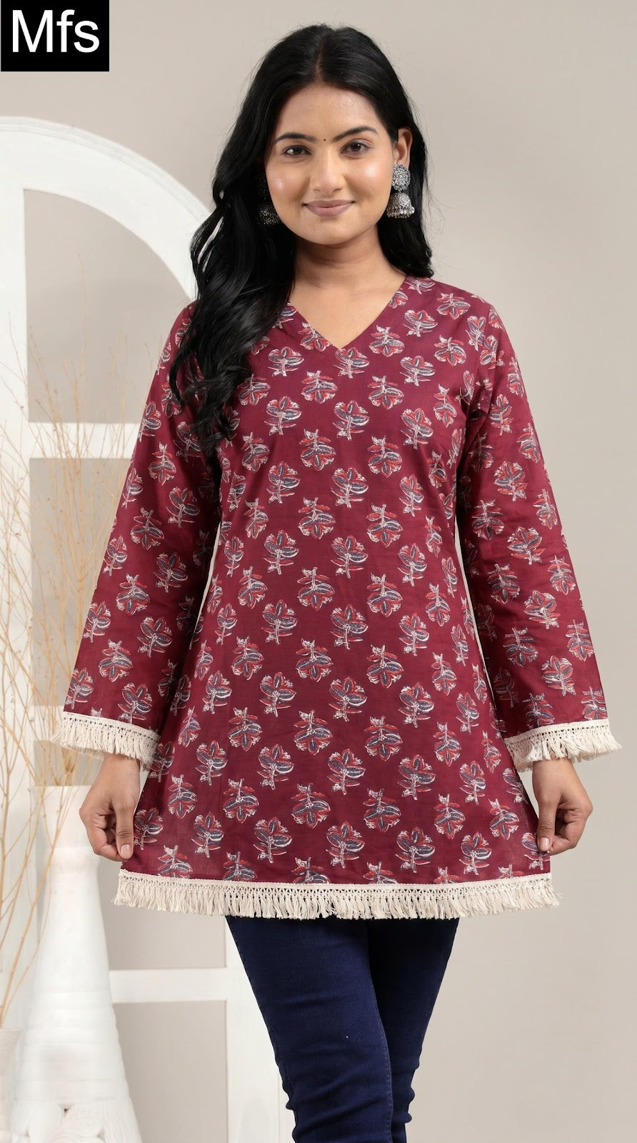 Lace And V Neck 2907 Mfs Cotton Short Kurtis Exporter