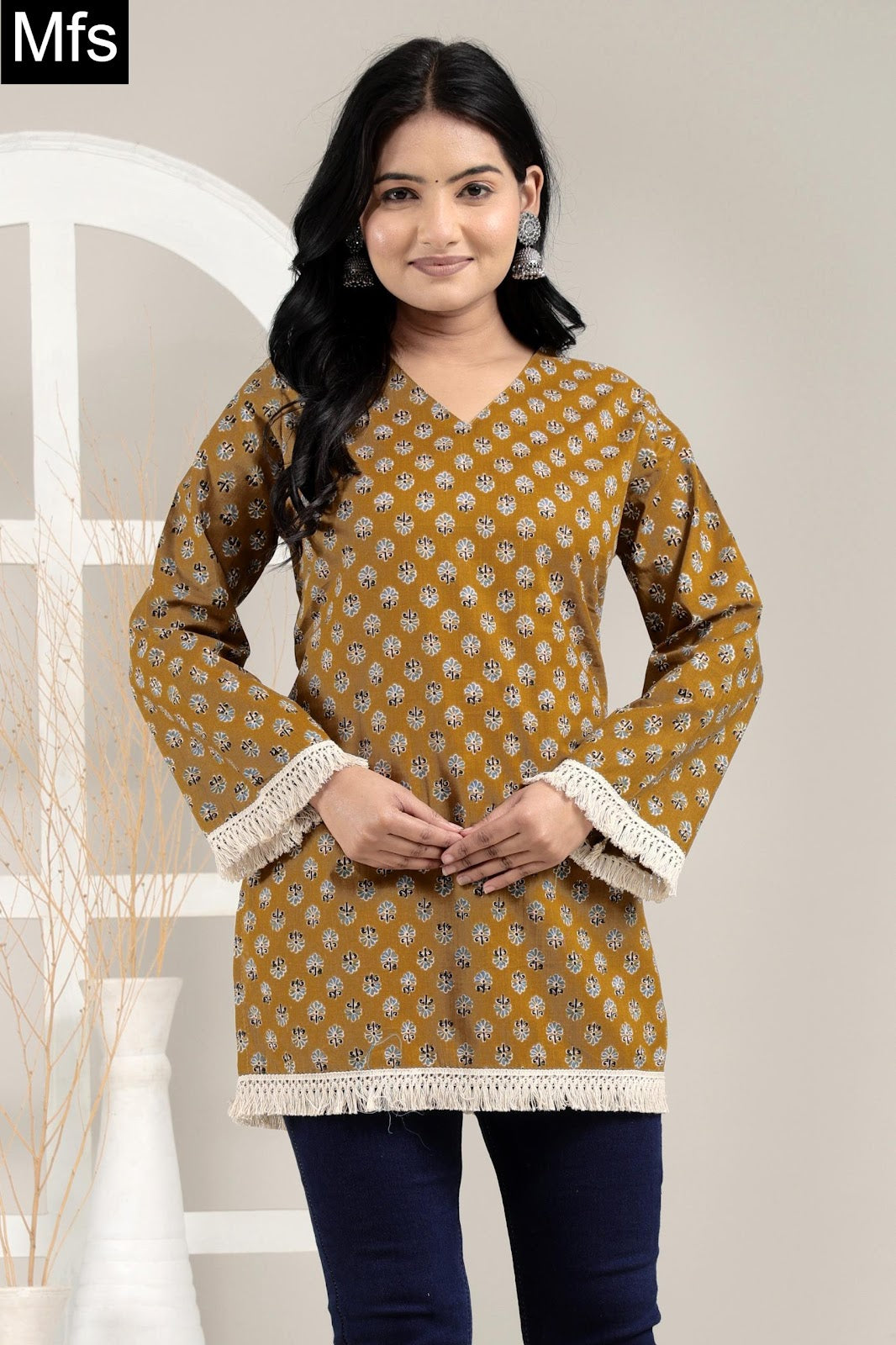 Lace And V Neck 2907 Mfs Cotton Short Kurtis Exporter