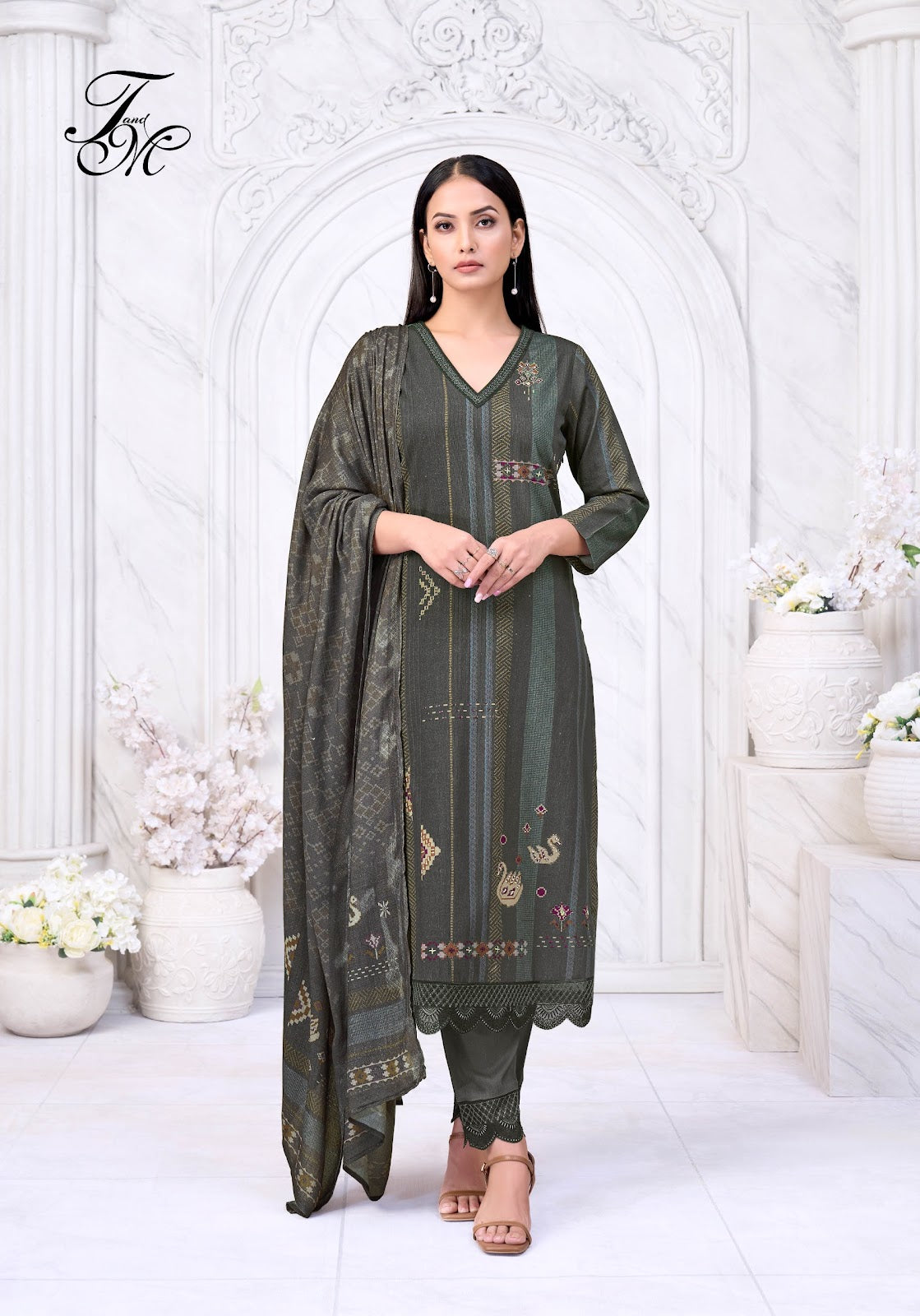 Lamhey Tm Pashmina Suits Wholesale Price