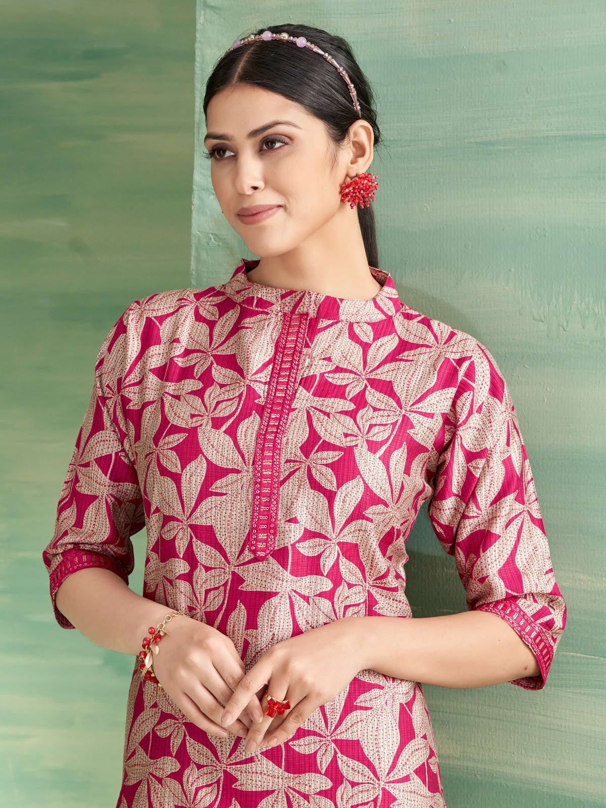Laya Hetvi Berlin Straight Cut Kurtis Supplier India