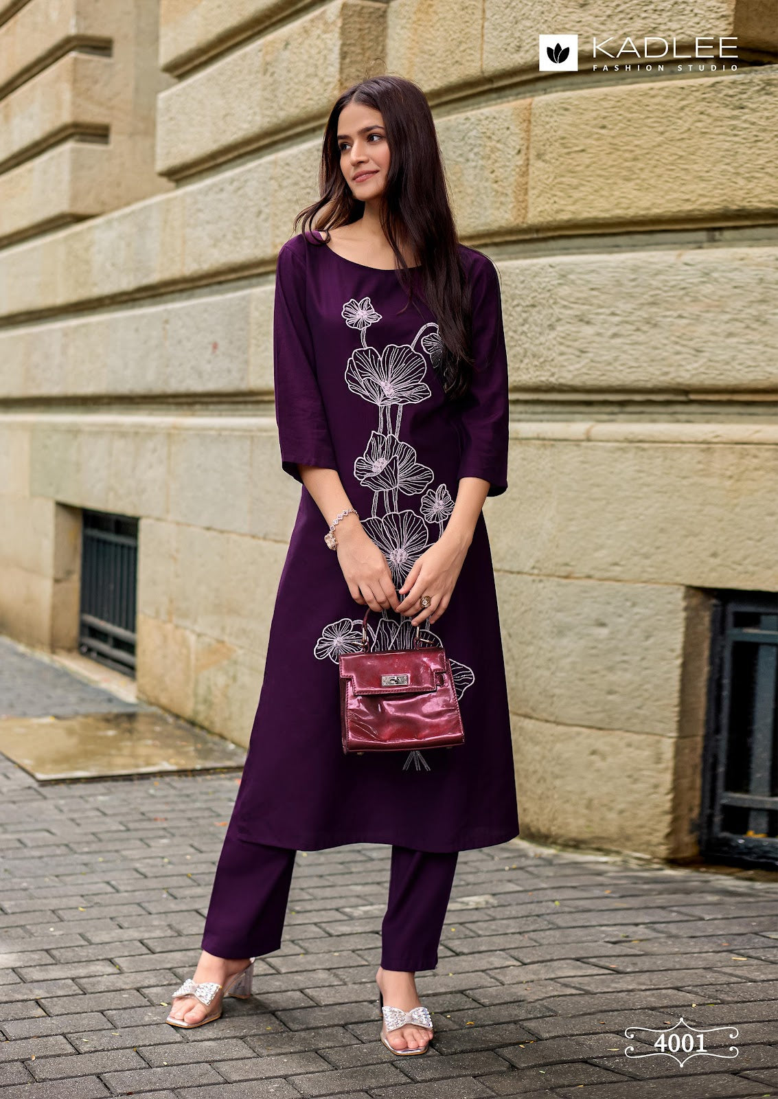 Levisha Kadlee Viscose Weaving Kurti Pant Set Supplier Gujarat