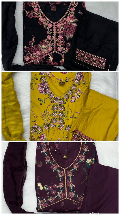 लिबास ब्लूहिल्स रेयॉन 14 किलो रेडीमेड पैंट स्टाइल सूट