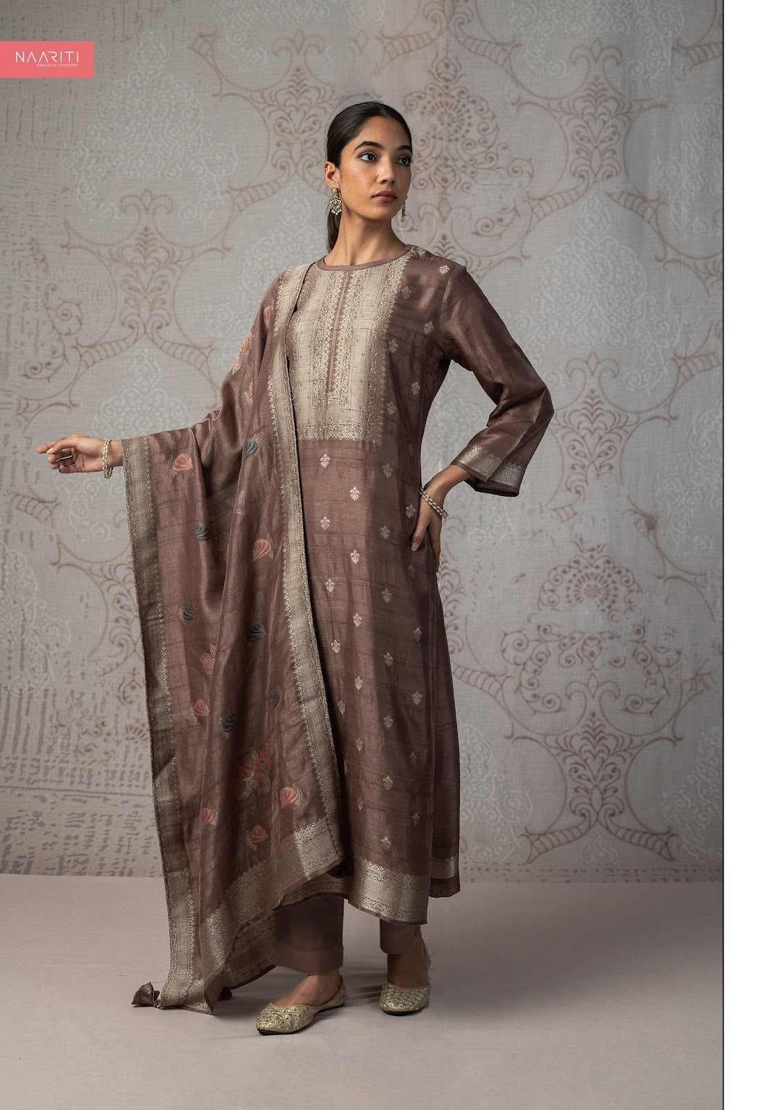 Lizaaf Naariti Silk Jacquard Pant Style Suits Manufacturer
