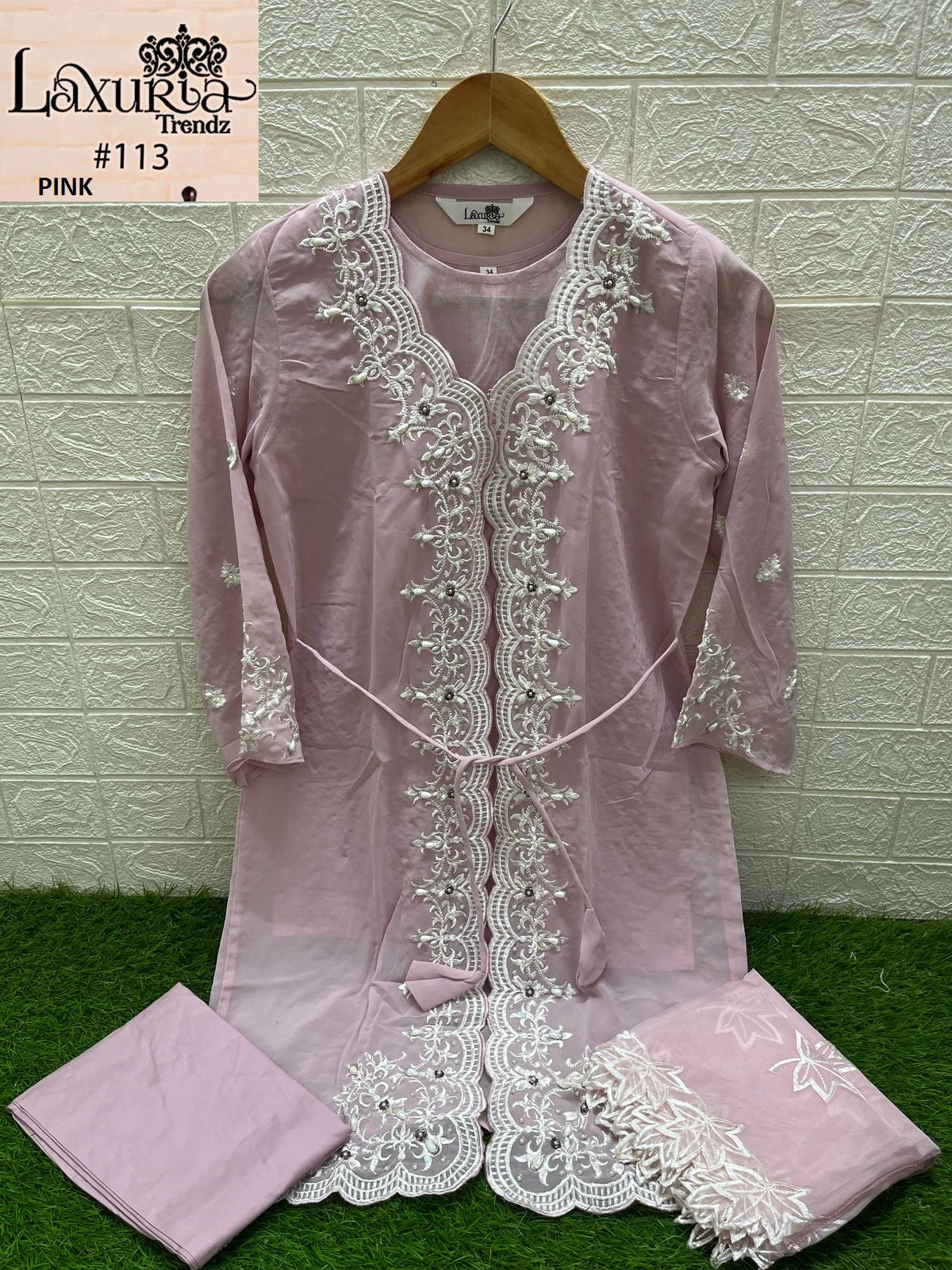 Lt-113 Laxuria Trendz Fox Georgette Girls Pakistani Readymade Suit Wholesaler