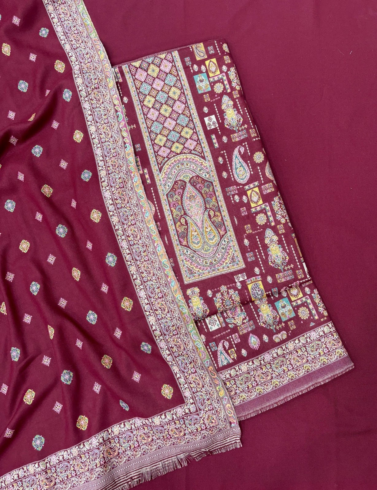 Mahitha Naariti Woven Pashmina Suits Manufacturer