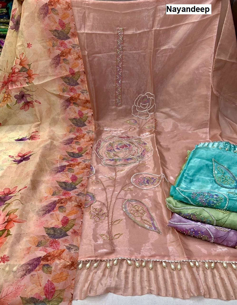 मीरा न्यू नयनदीप सलवार सूट थोक विक्रेता