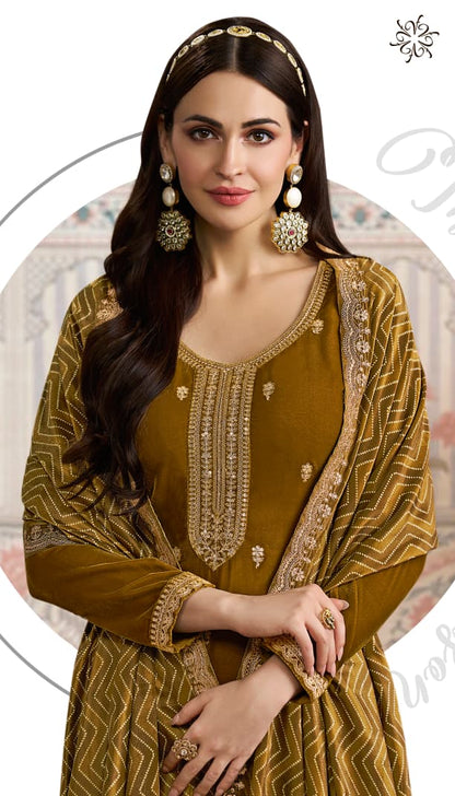 Mehar Kuleesh Vinay Fashion Llp Velvet Suits Supplier Gujarat