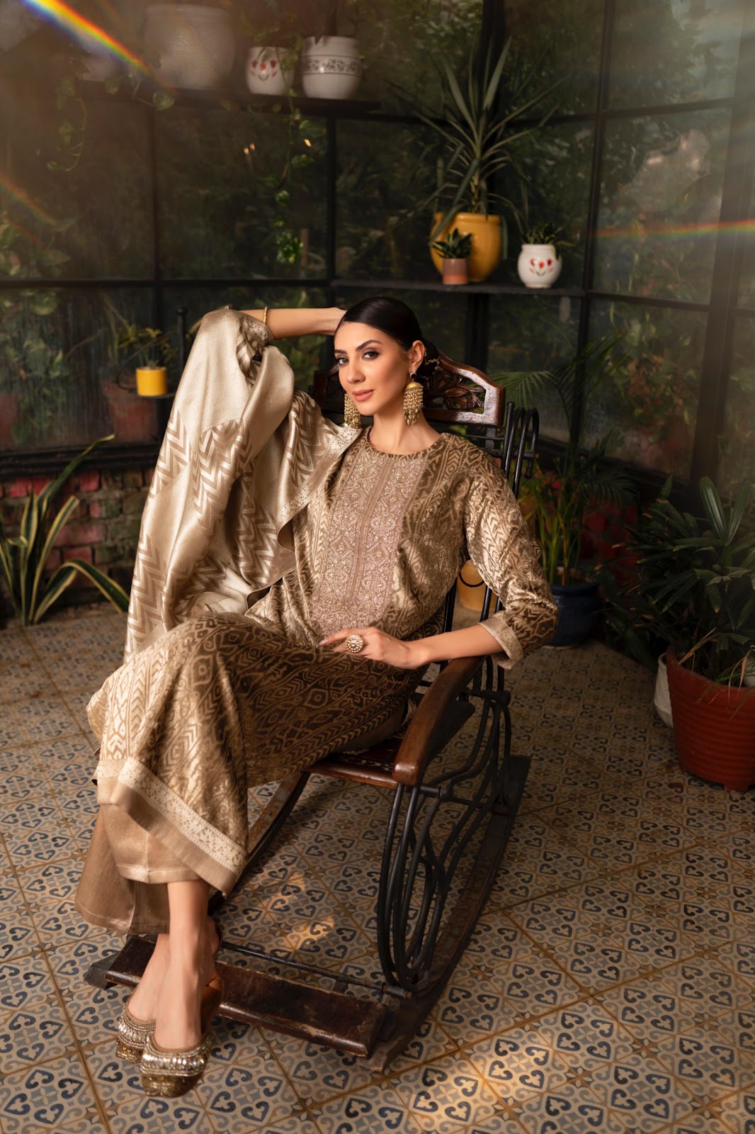 Morris Naariti Brasso Velvet Suits Manufacturer Gujarat