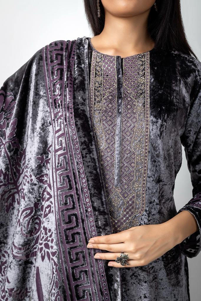 Mrinali Naariti Brasso Velvet Suits Exporter Ahmedabad