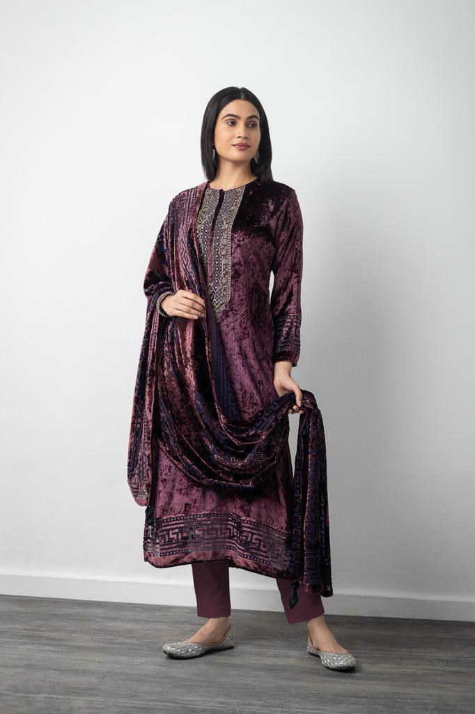 Mrinali Naariti Brasso Velvet Suits Exporter Ahmedabad