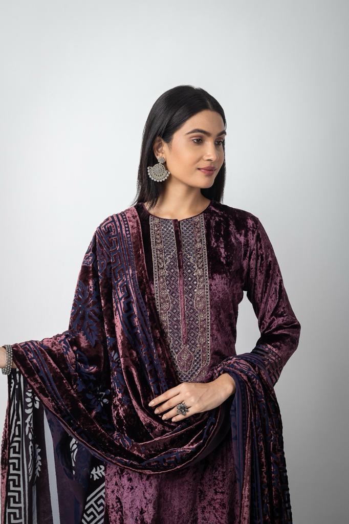 Mrinali Naariti Brasso Velvet Suits Exporter Ahmedabad