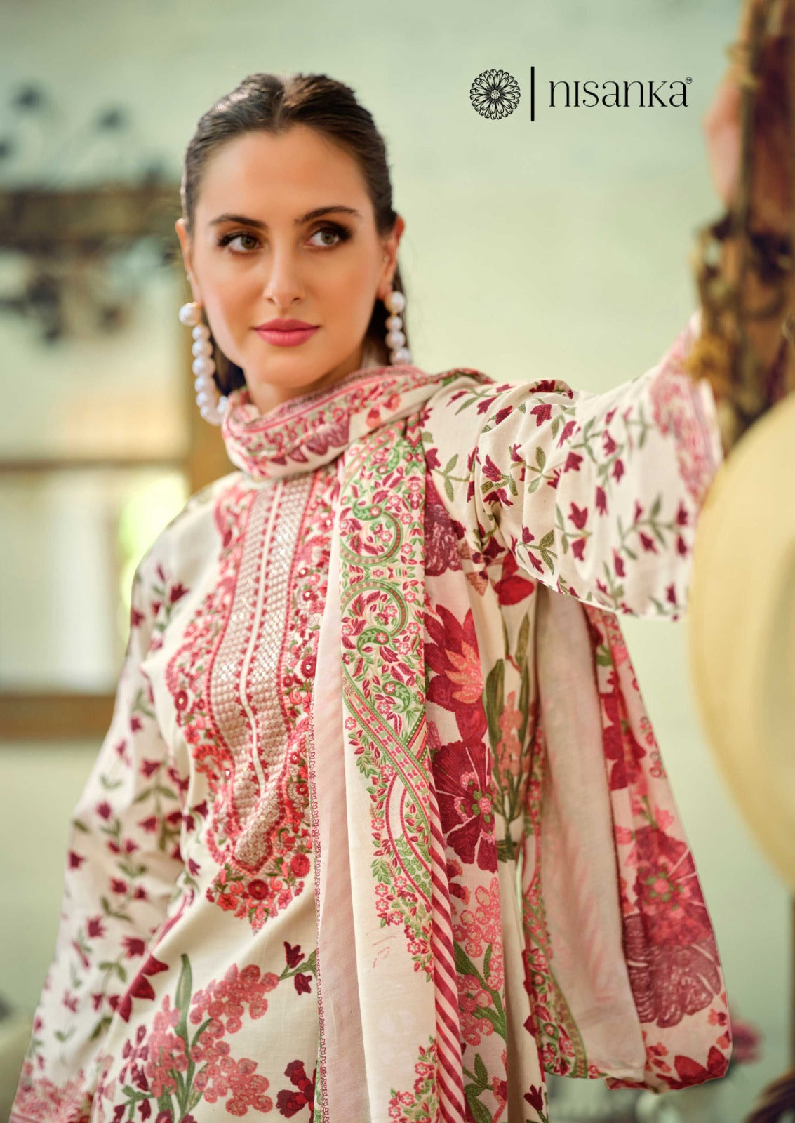 Mughal Nisanka Pure Lawn Karachi Salwar Suits Wholesaler Gujarat