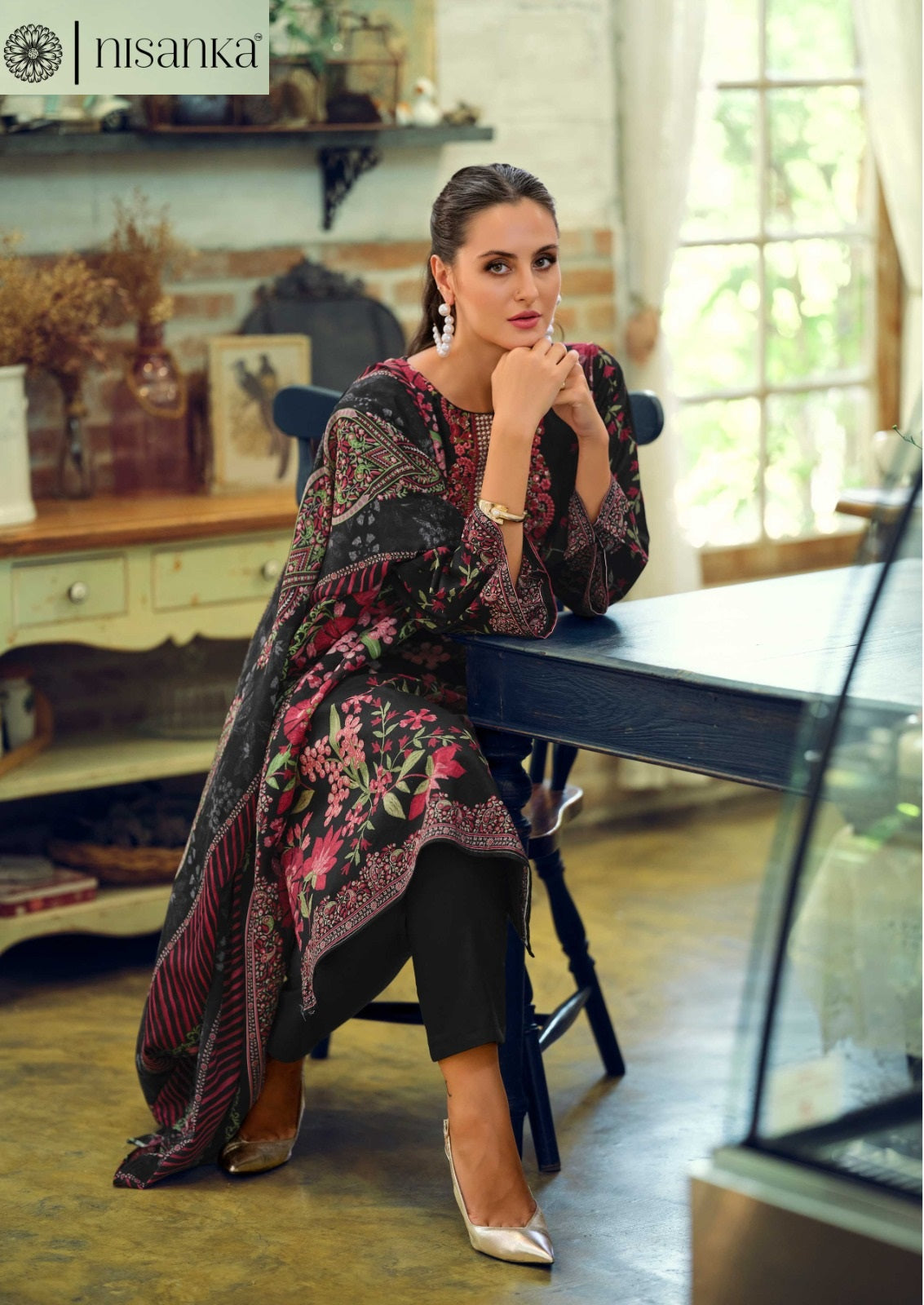 Mughal Nisanka Pure Lawn Karachi Salwar Suits Wholesaler Gujarat
