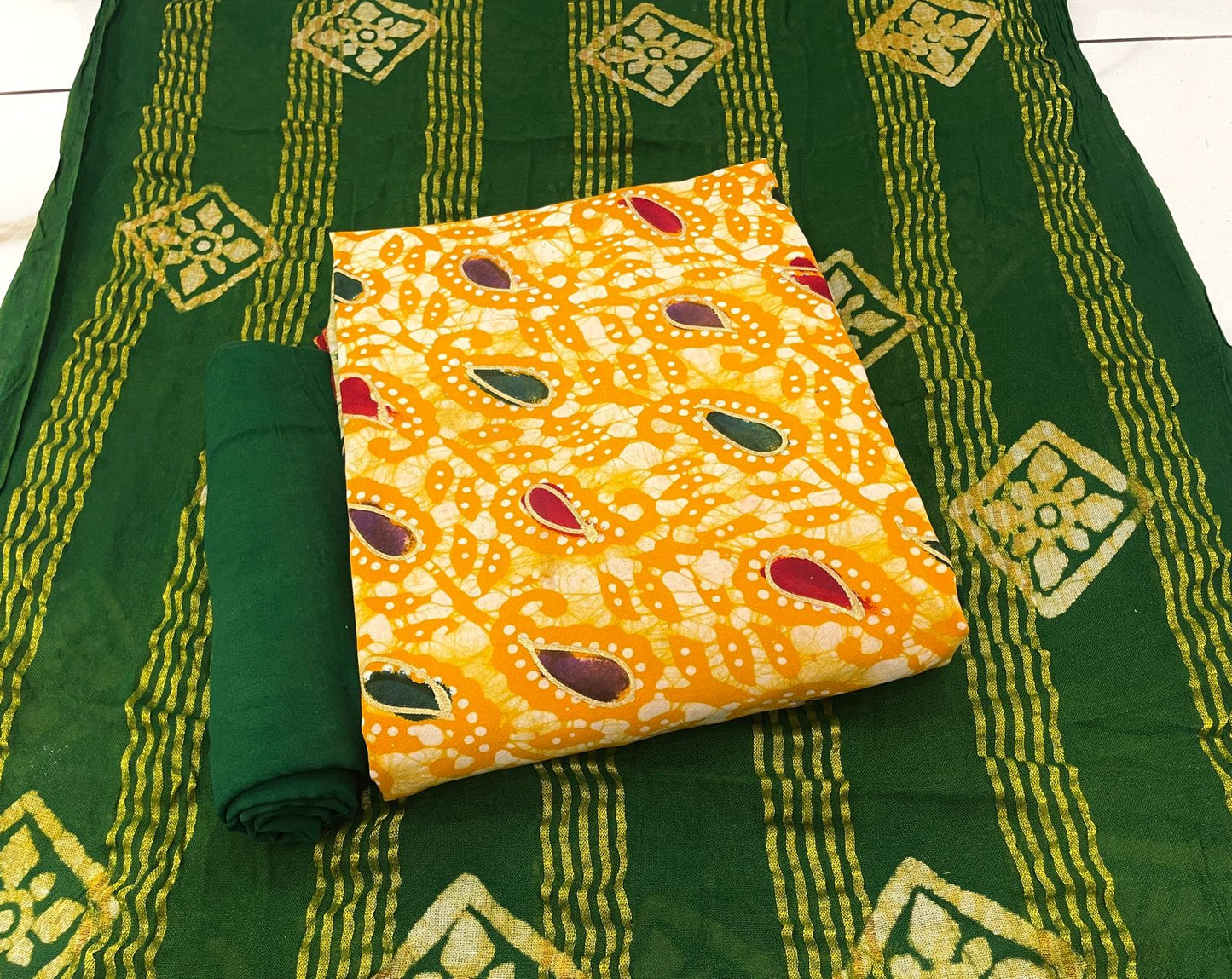Multi Gold Batik Balajit Rayon 14Kg Salwar Suits