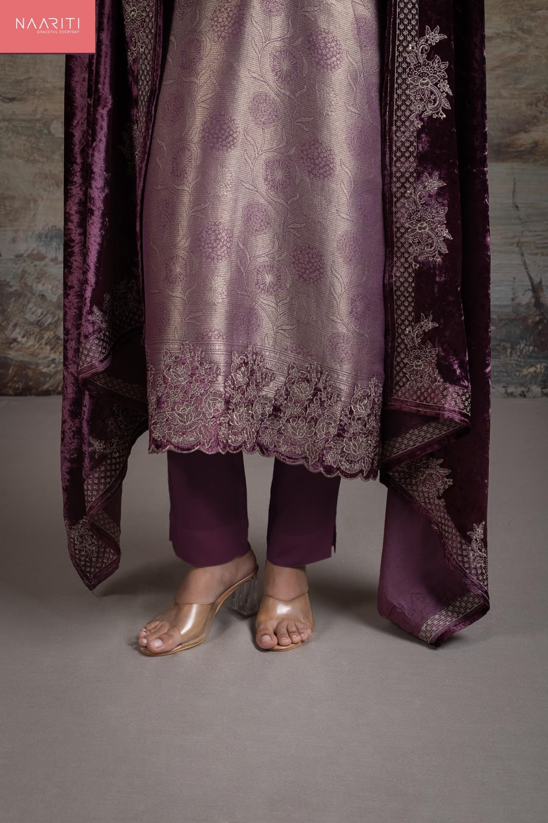 Muntaz Naariti Pure Silk Velvet Suits Exporter Gujarat