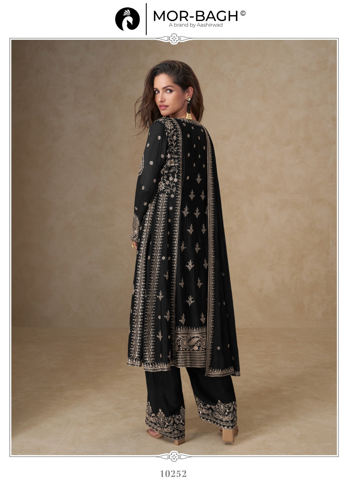 Muskan Mor Bagh Chinon Readymade Suits Supplier Gujarat