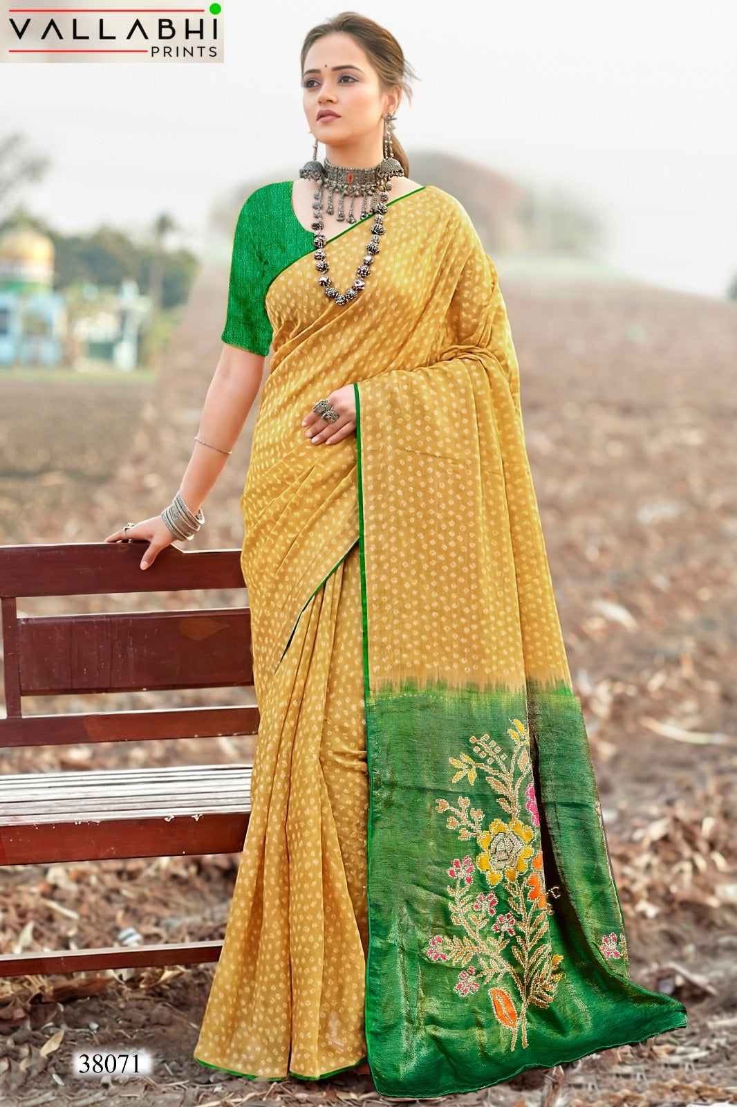 Nandani Vallabhi Prints Satin Sarees Exporter