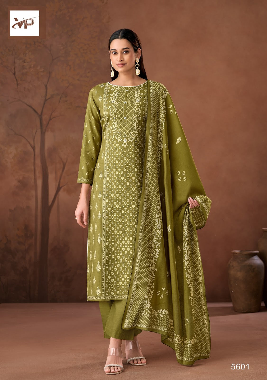 Naqsh Vp Brand Maslin Shimmer Karachi Salwar Suits Supplier Gujarat