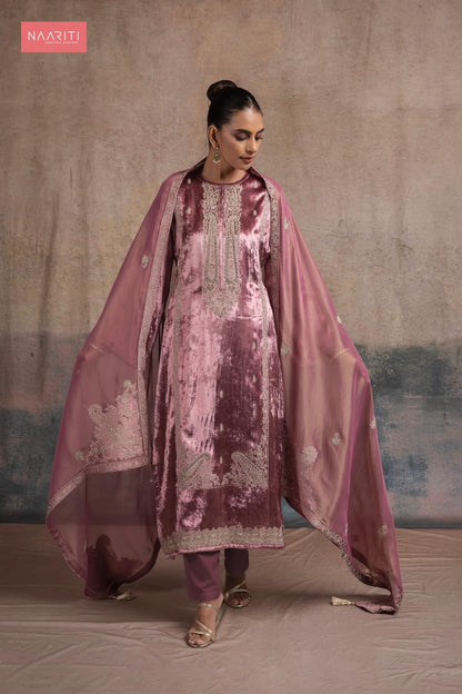 Nayoma Naariti Velvet Suits Supplier Gujarat