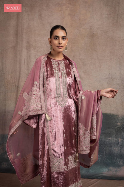 Nayoma Naariti Velvet Suits Supplier Gujarat