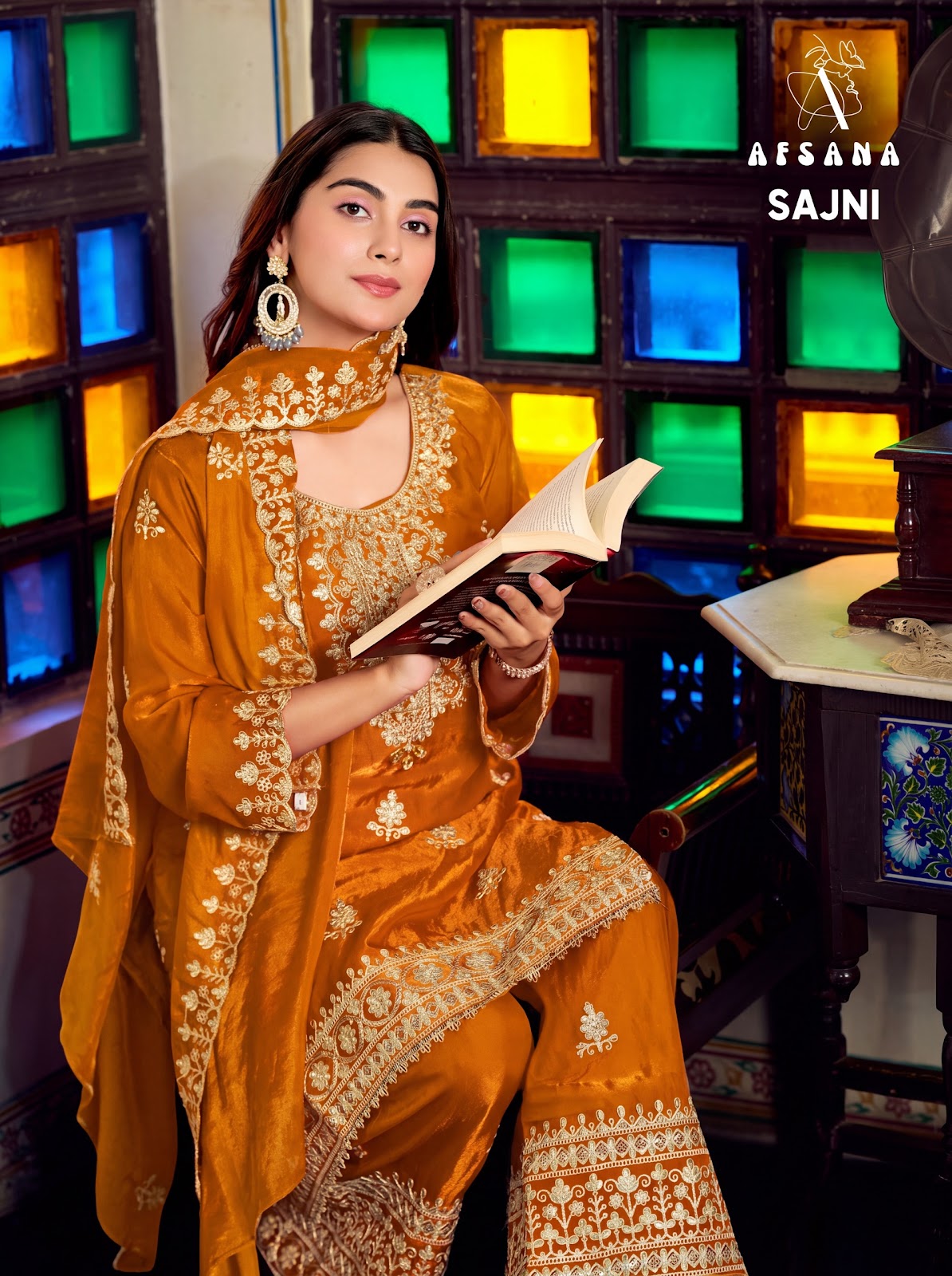 New Sajni Afsana Fandy Satin Pakistani Readymade Suits Supplier