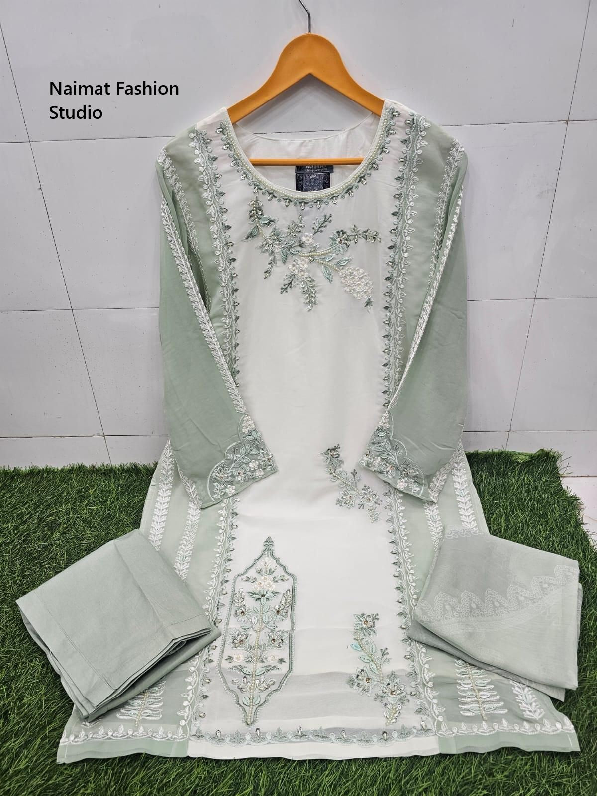 Nfs 1122 New Colour Naimat Fashion Studio Georgette Pakistani Readymade Suits Wholesaler Ahmedabad