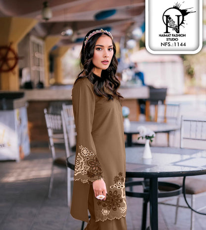 Nfs 1144 Naimat Fashion Studio Pure Fox Pakistani Readymade Suits Supplier Ahmedabad