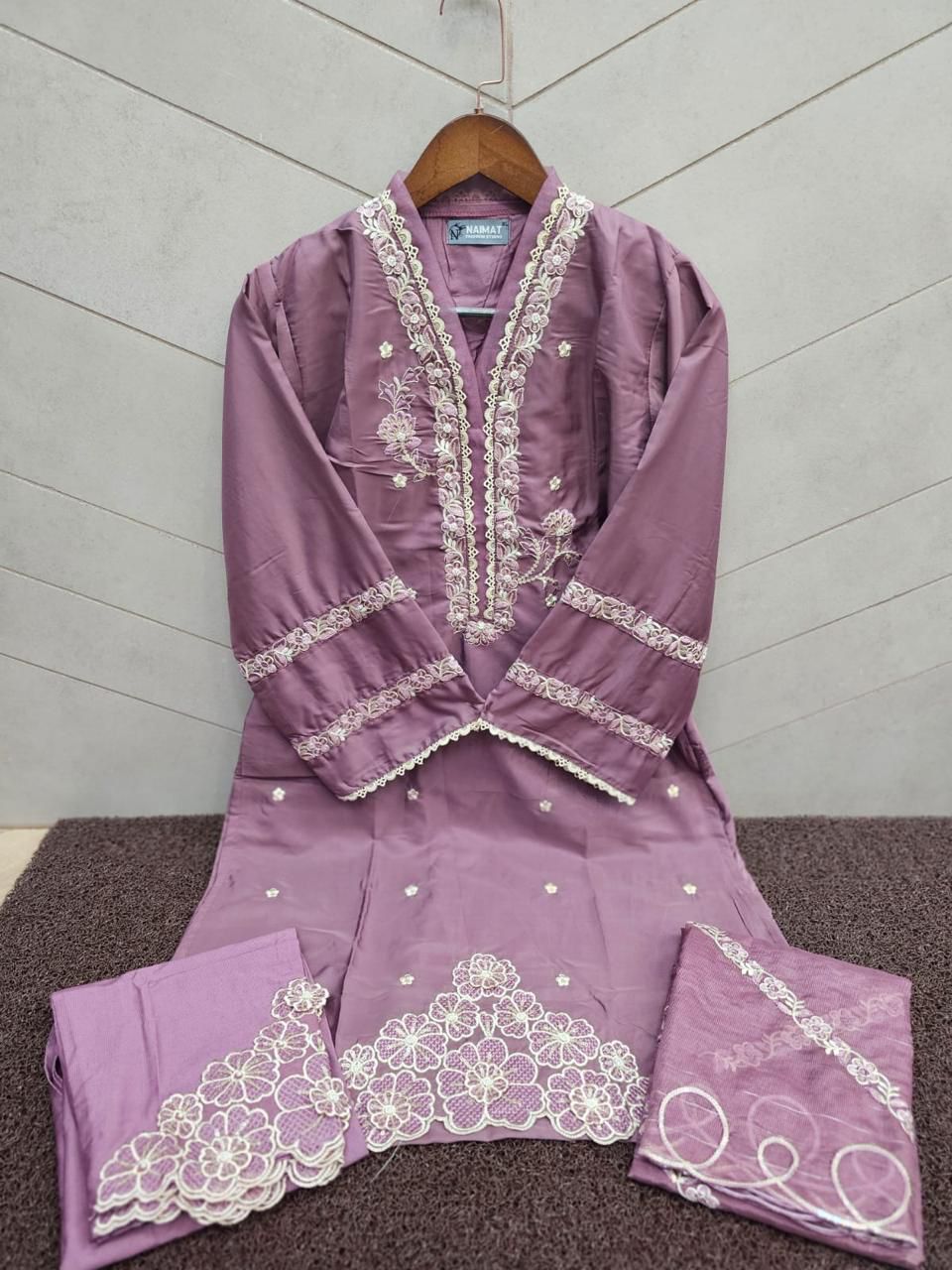 Nfs 1164 Naimat Fashion Studio Satin Pakistani Readymade Suits Exporter Gujarat