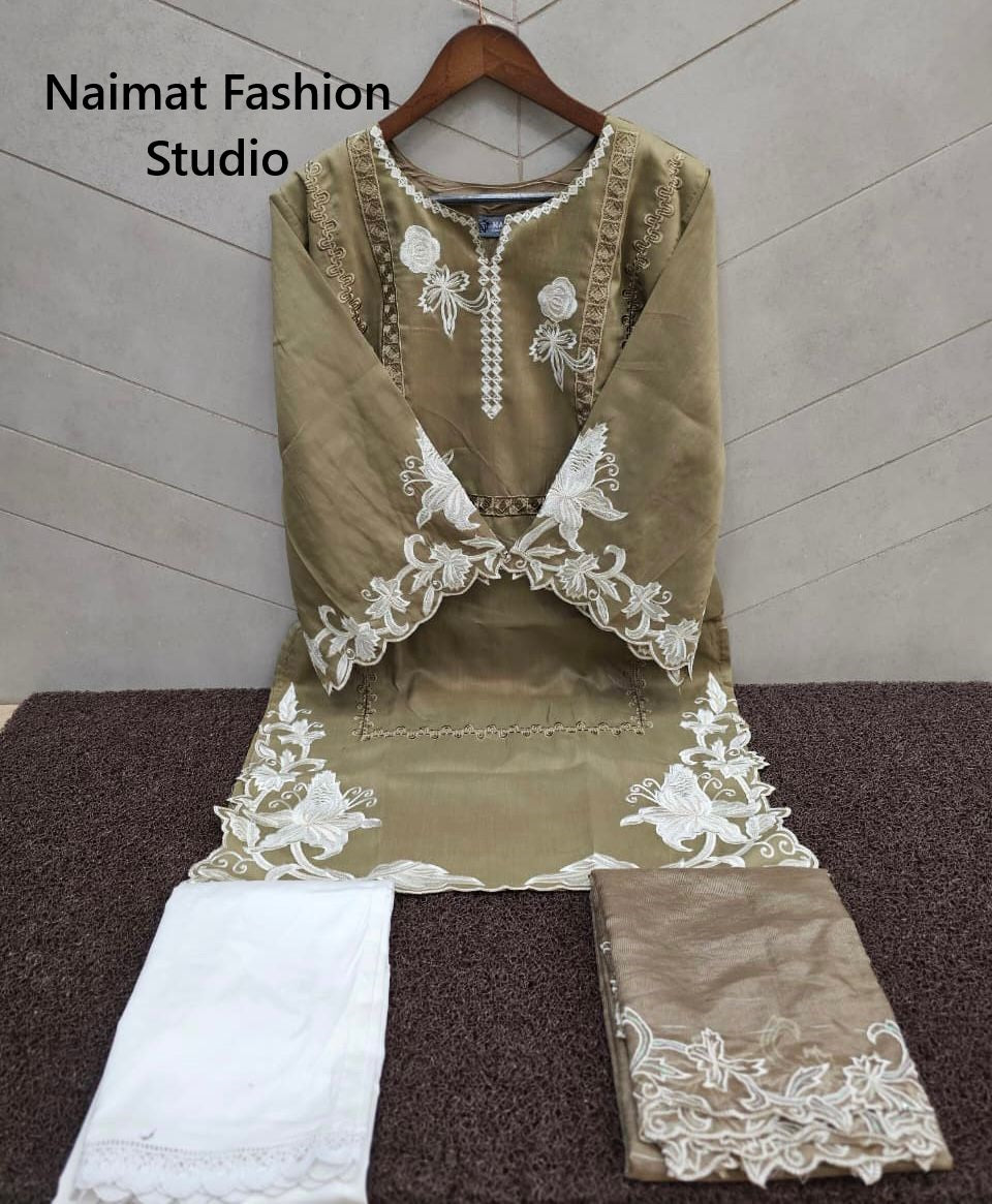 Nfs 1171 Naimat Fashion Studio Pakistani Readymade Suits Supplier Gujarat