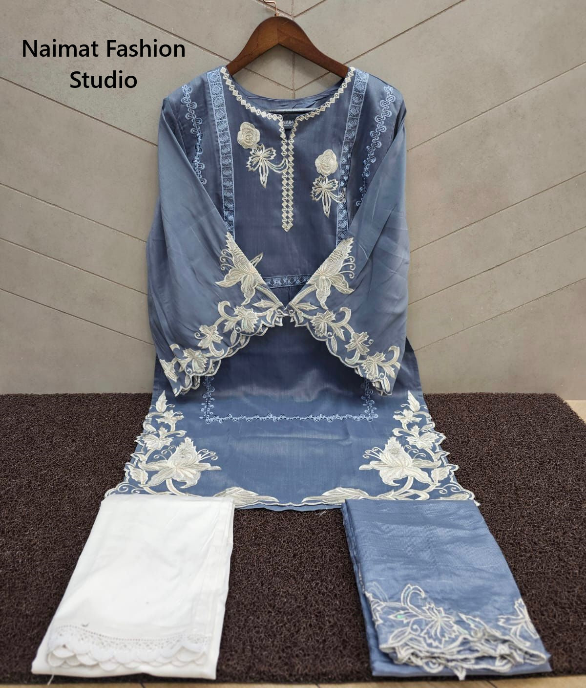 Nfs 1171 Naimat Fashion Studio Pakistani Readymade Suits Supplier Gujarat