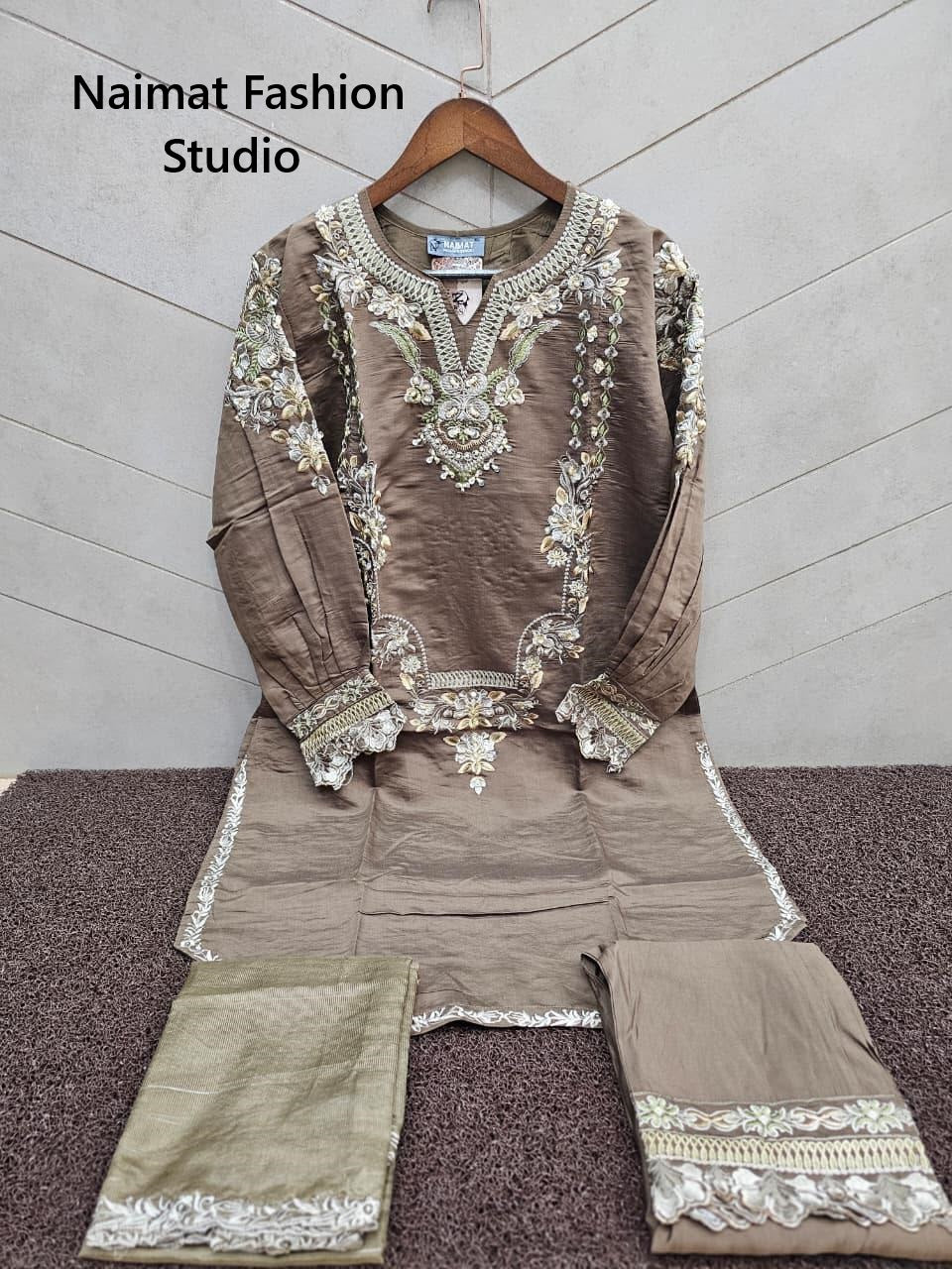 Nfs 1174 Naimat Fashion Studio Roman Silk Pakistani Readymade Suits Manufacturer Ahmedabad