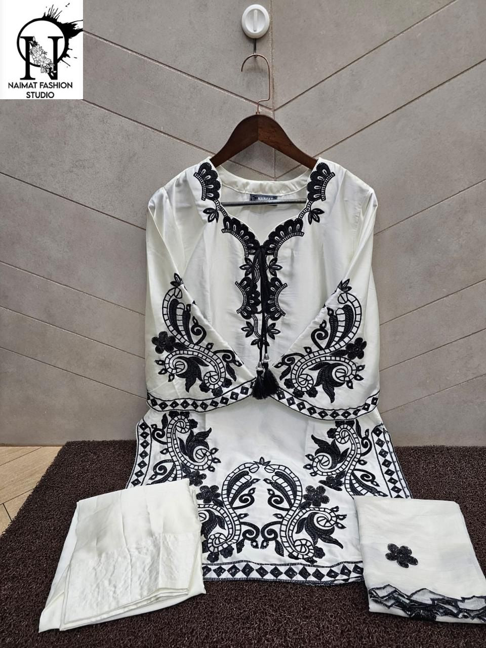 Nfs 1175 Naimat Fashion Studio Japan Satin Pakistani Readymade Suits Supplier