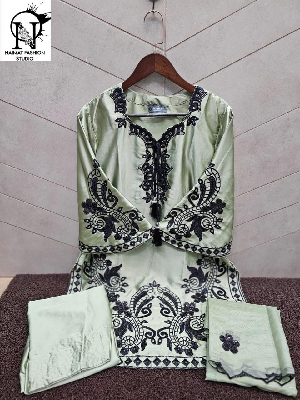 Nfs 1175 Naimat Fashion Studio Japan Satin Pakistani Readymade Suits Supplier