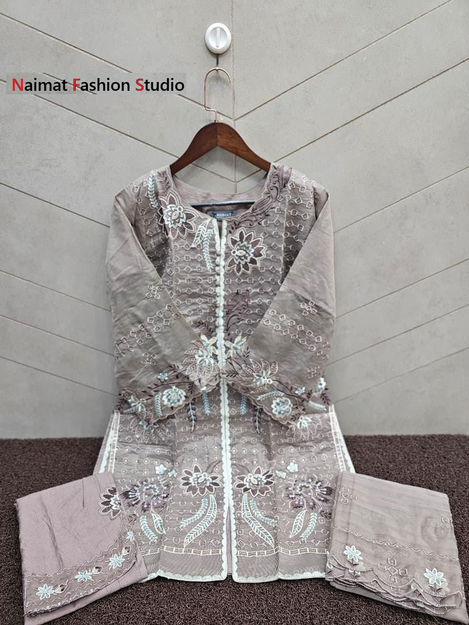 Nfs 1180 Naimat Fashion Studio Pakistani Readymade Suits Wholesale Price