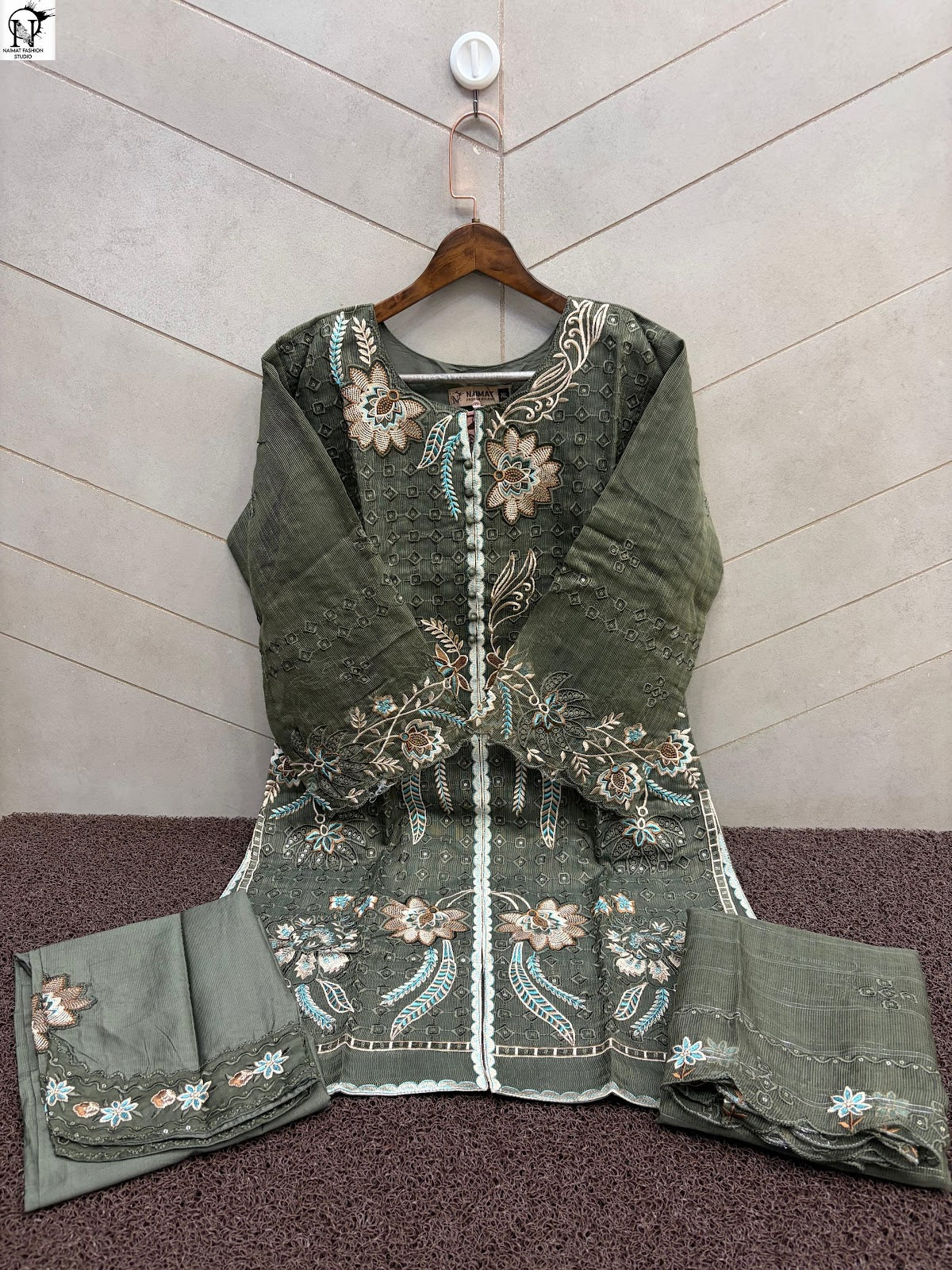 Nfs 1180 New Colors 2 Naimat Fashion Studio Pakistani Readymade Suits Supplier Gujarat