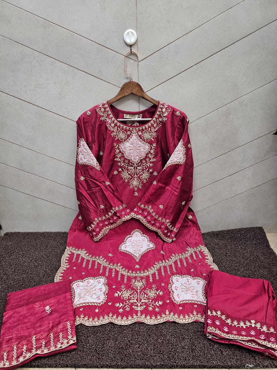 Nfs 1183 Naimat Fashion Studio Pakistani Readymade Suits Exporter
