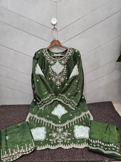 Nfs 1183 Naimat Fashion Studio Pakistani Readymade Suits Exporter