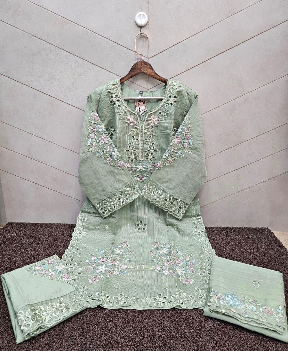 Nfs 1189 Naimat Fashion Studio Fancy Pakistani Readymade Suits Exporter