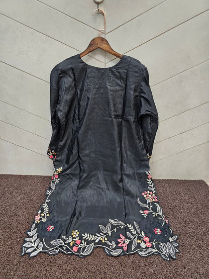 Nfs 1190 Naimat Fashion Studio Pakistani Readymade Suits Manufacturer Ahmedabad