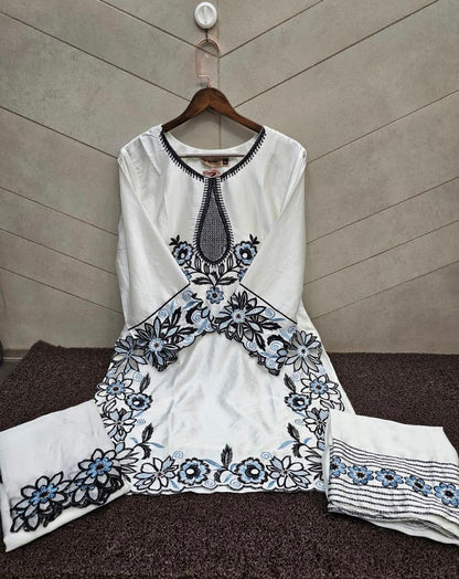 Nfs 1202 Naimat Fashion Studio Pakistani Readymade Suits Supplier Ahmedabad