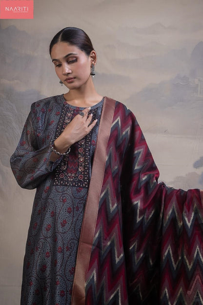 Nimiya 138 Naariti Silk Pant Style Suits Exporter India