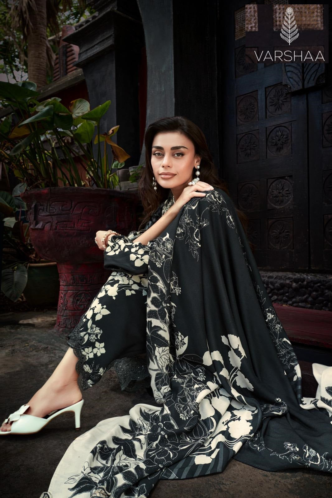 Noir Edit Varshaa Viscose Pashmina Suits Supplier Gujarat