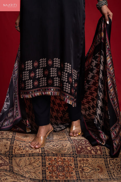 Nurana Naariti Organza Satin Pant Style Suits Wholesale Rate